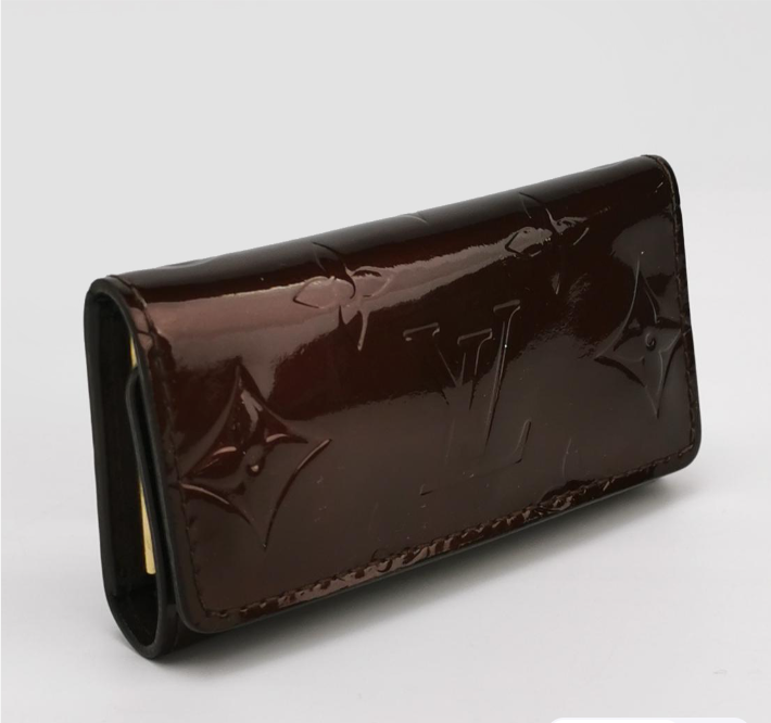 Preloved Louis Vuitton (LV) patent leather Key case wallet cherry color 250107781014831