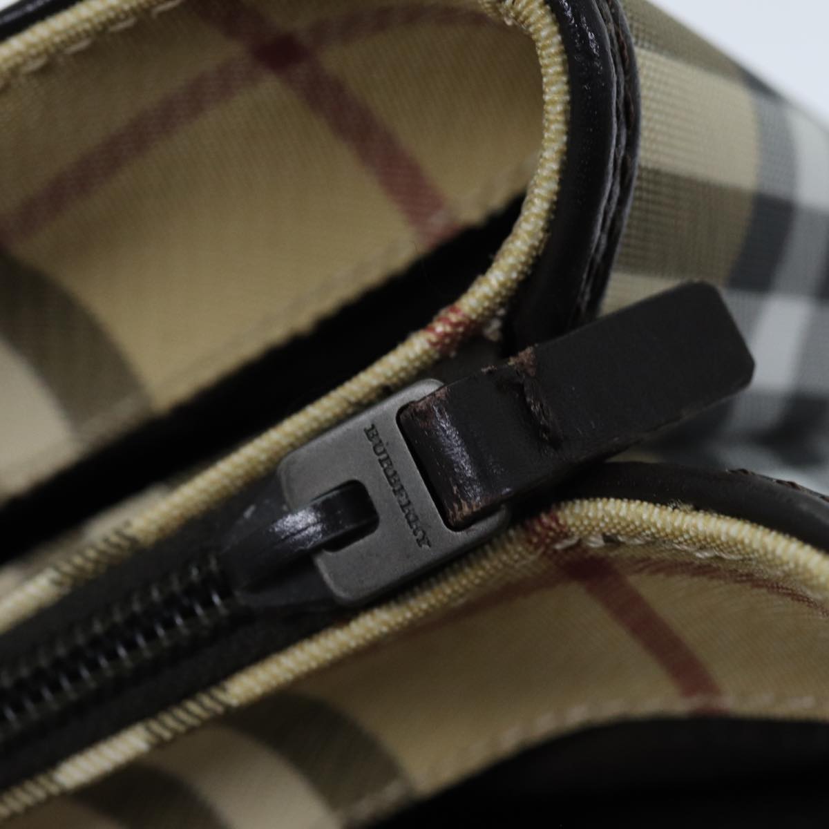 BURBERRY Nova Check Handbag