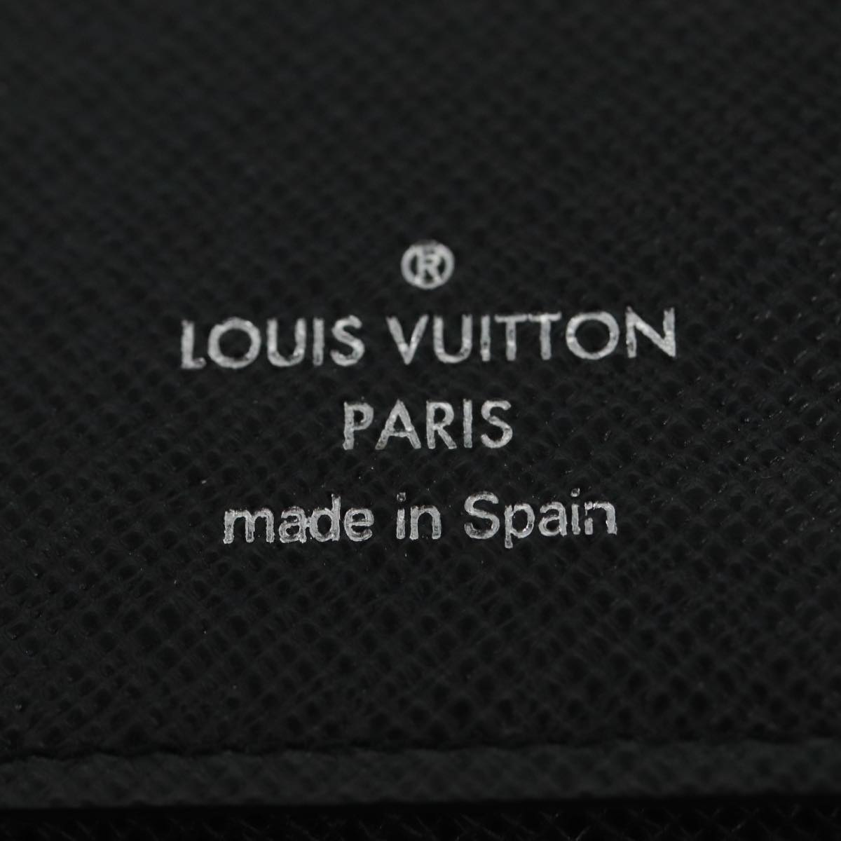 LOUIS VUITTON Zippy wallet