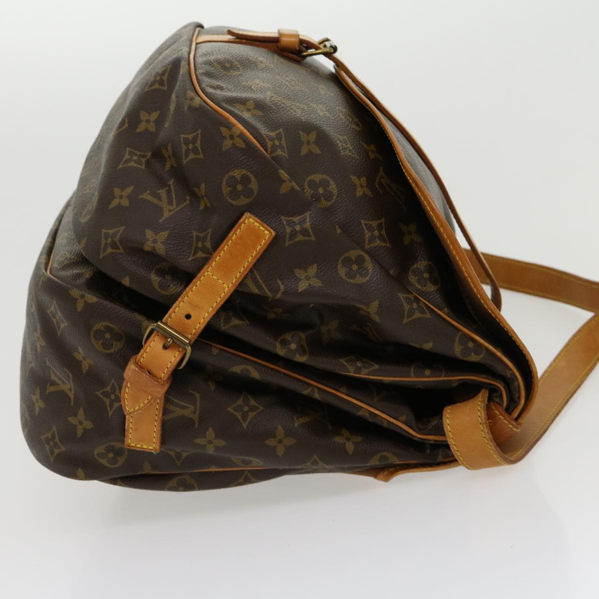 Louis Vuitton Saumur 35 Shoulder Bag