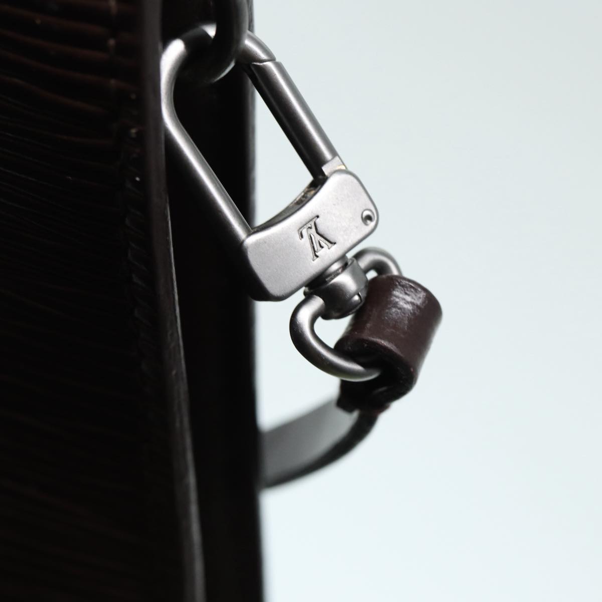 LOUIS VUITTON Pochette Accessoire Clutch Bag