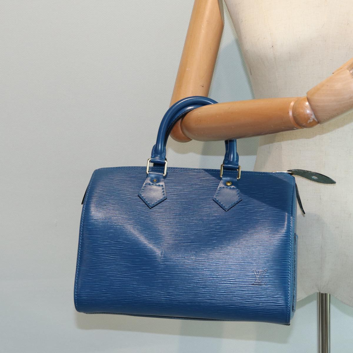 LOUIS VUITTON Speedy 25 Handbag