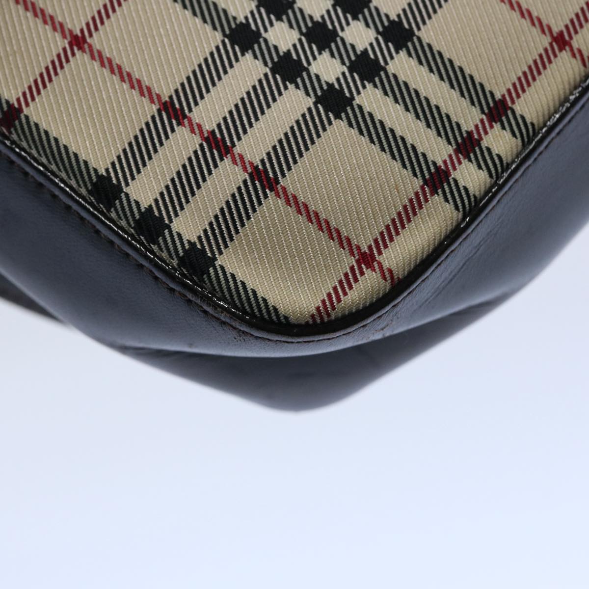 BURBERRY Nova Check Shoulder Bag