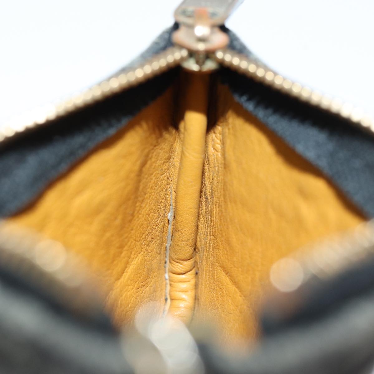 LOUIS VUITTON Pochette Cles Wallet