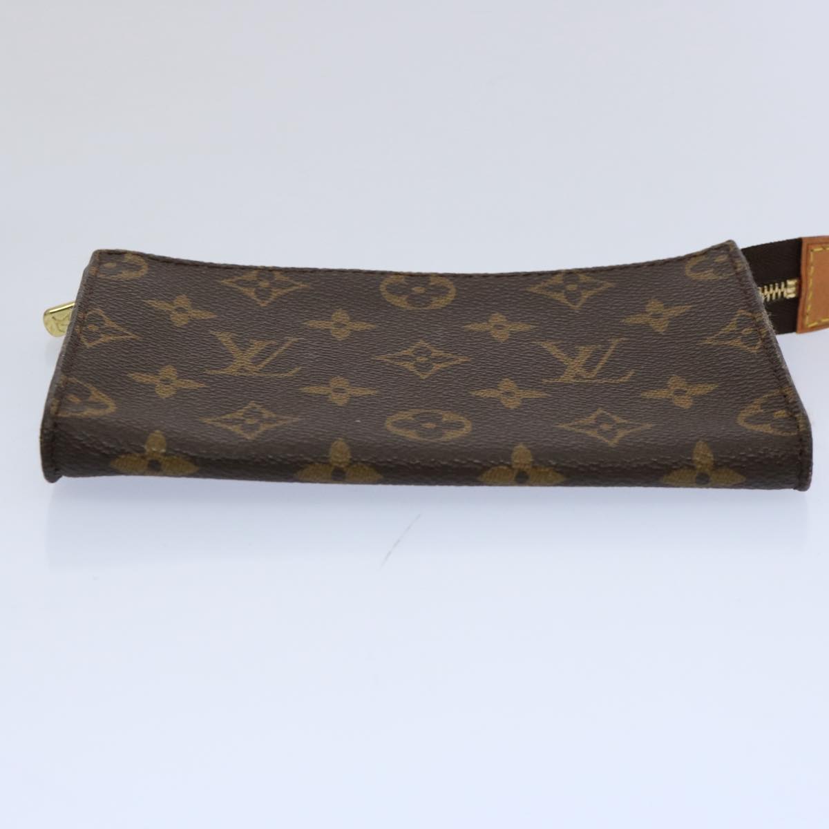 LOUIS VUITTON Poche Toilette 15 Clutch Bag
