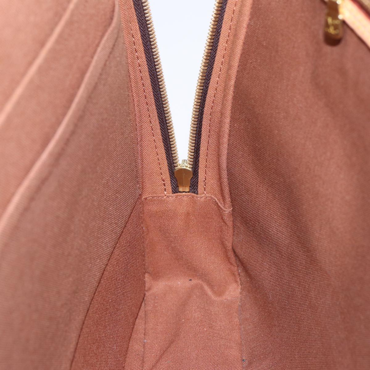 LOUIS VUITTON Porte Documents Briefcases & Attaches