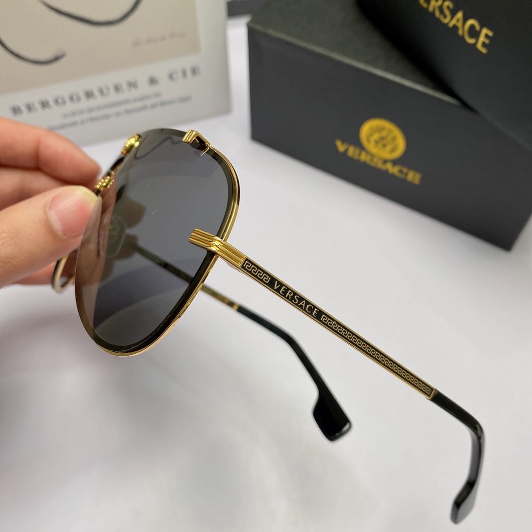 Versace Sunglasses Ve2243