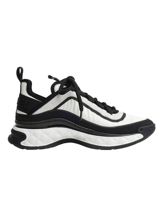 CC Logo Mixed Fiber Low Top Sneakers Black White Chanel