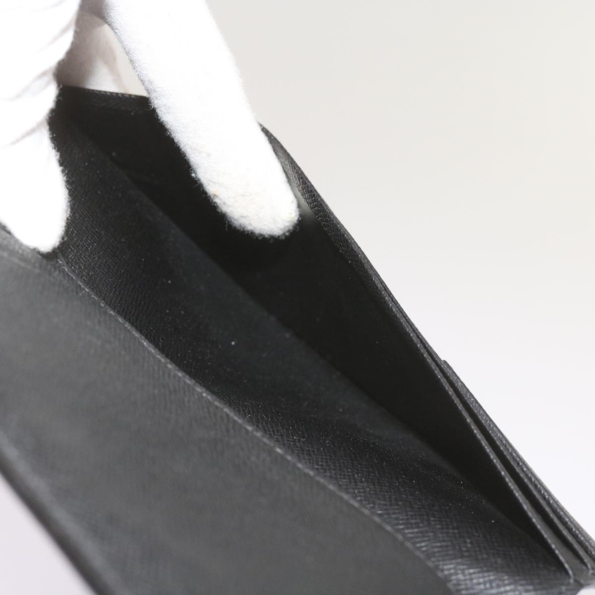 LOUIS VUITTON Portefeuille Brazza Wallet