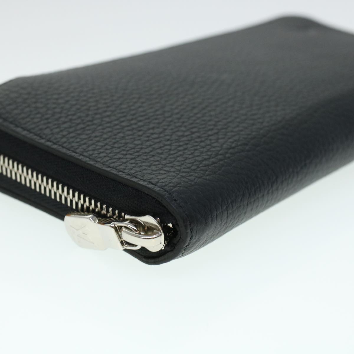 LOUIS VUITTON Zippy Wallet Vertical