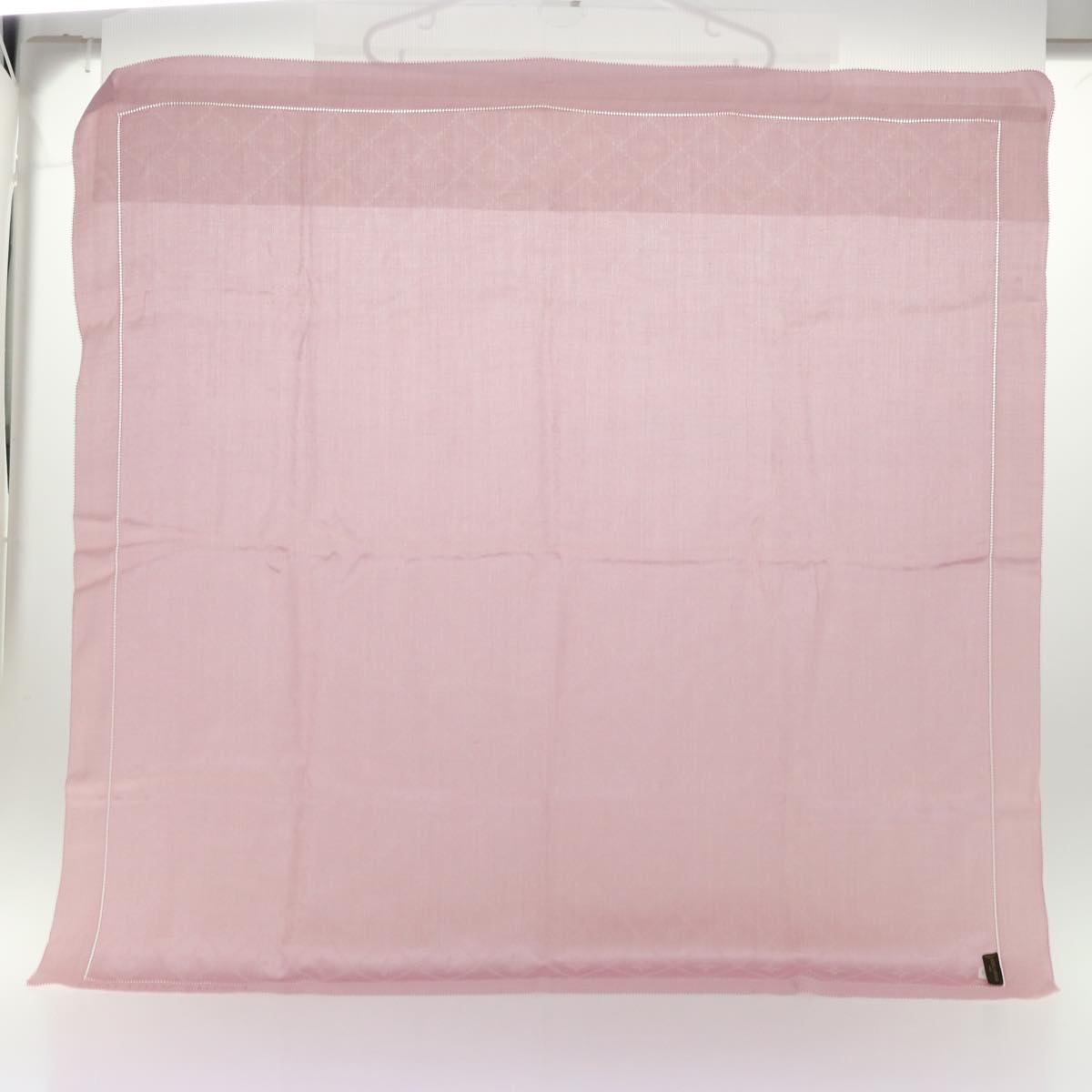 LOUIS VUITTON Scarves