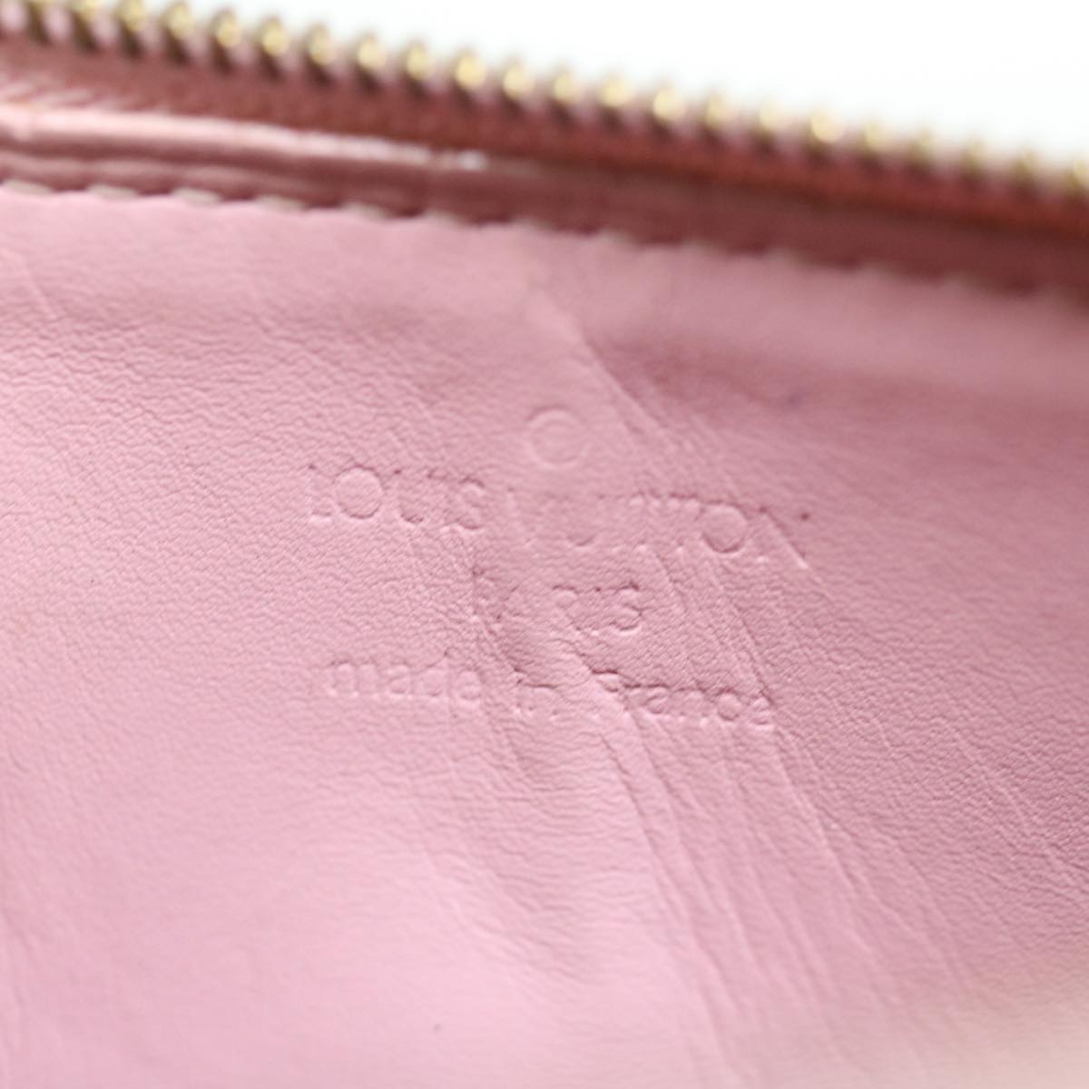 LOUIS VUITTON Pochette Handbag