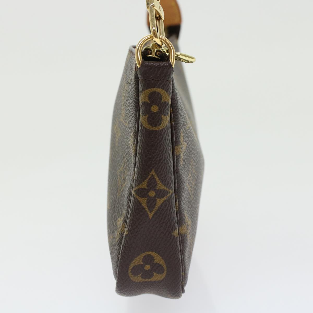 LOUIS VUITTON Pochette Accessoire Handbag