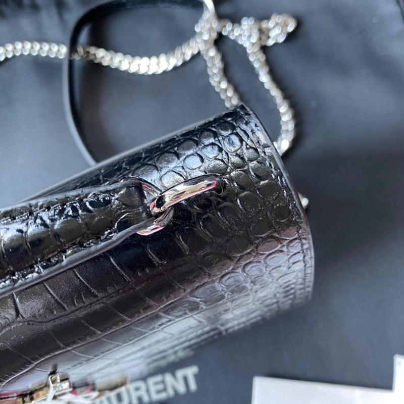 Yves Saint Laurent - Bags - The Wells Bags  450
