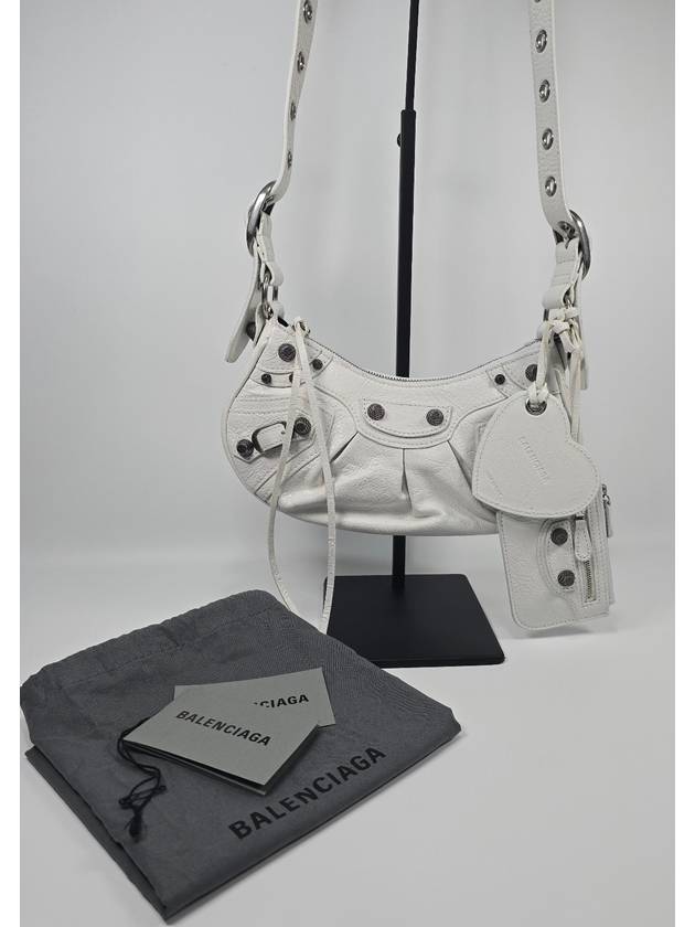 Luxury Balenciaga  Le Cargol xs shoulder bag
