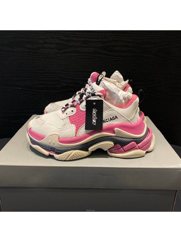 Luxury Balenciaga  WoMen's Triple S Low Top Sneakers Pink