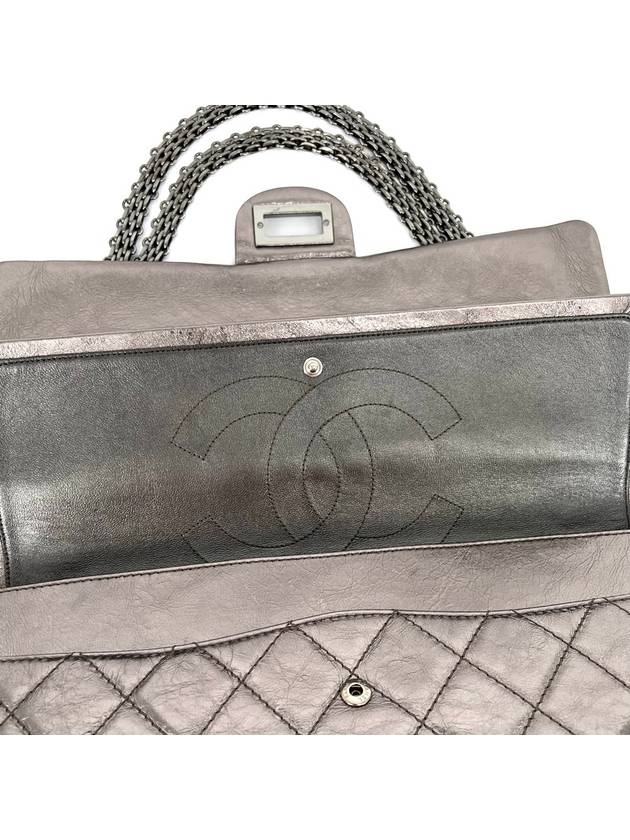 Metallic Vintage Jumbo 2 55 Shoulder Bag and Crossbody Chanel