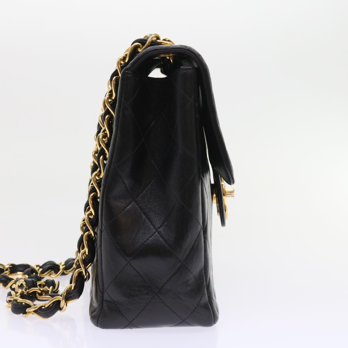 CHANEL Shoulder Bag