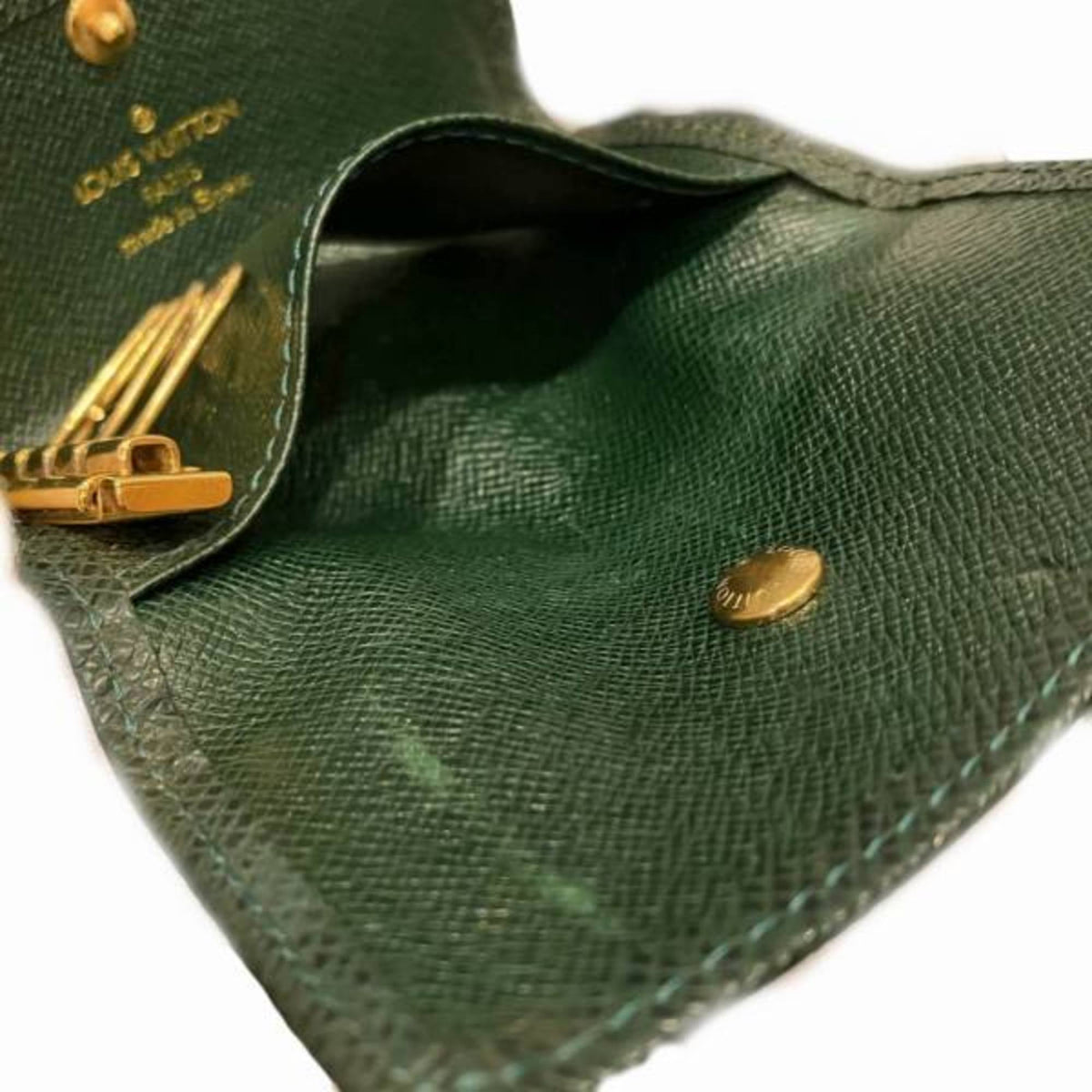 Louis Vuitton Taiga  Leather Keycase