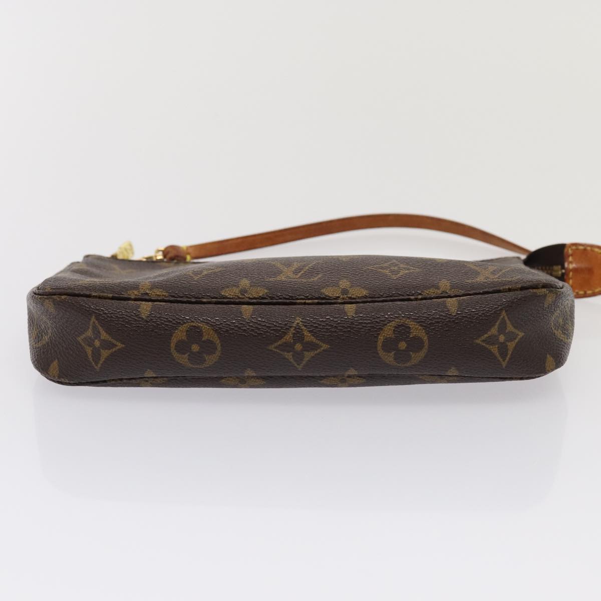 LOUIS VUITTON Pochette Accessoire Clutch Bag
