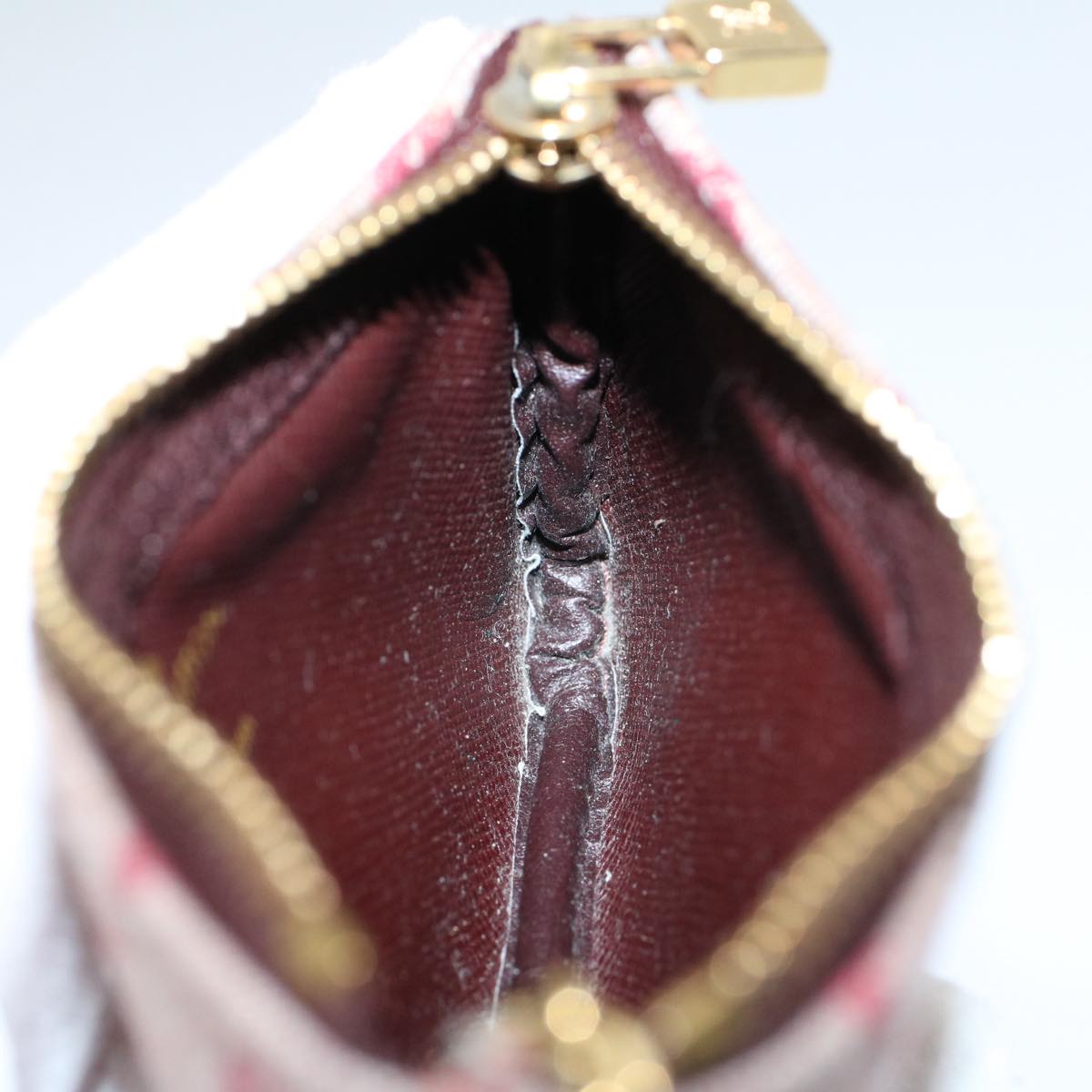 LOUIS VUITTON Pochette Cles Wallet
