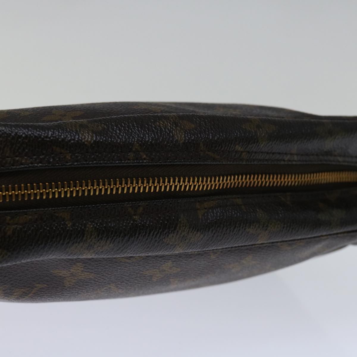 LOUIS VUITTON Trousse de Toilette Clutch Bag