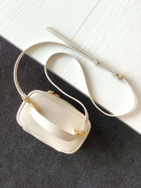 Yves Saint Laurent - Bags - The Wells Bags  232