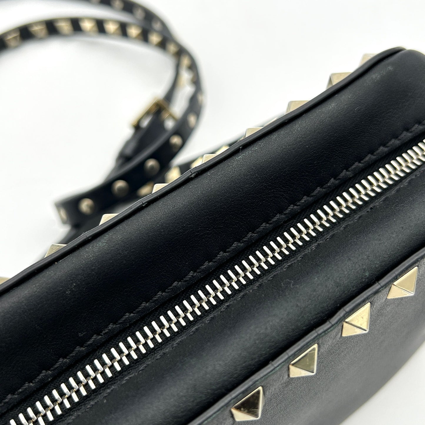 VALENTINO GARAVANI Calfskin Rockstud Camera Crossbody Bag LA20156