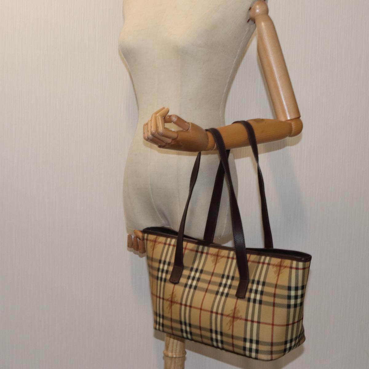 BURBERRY Nova Check Shoulder Bag