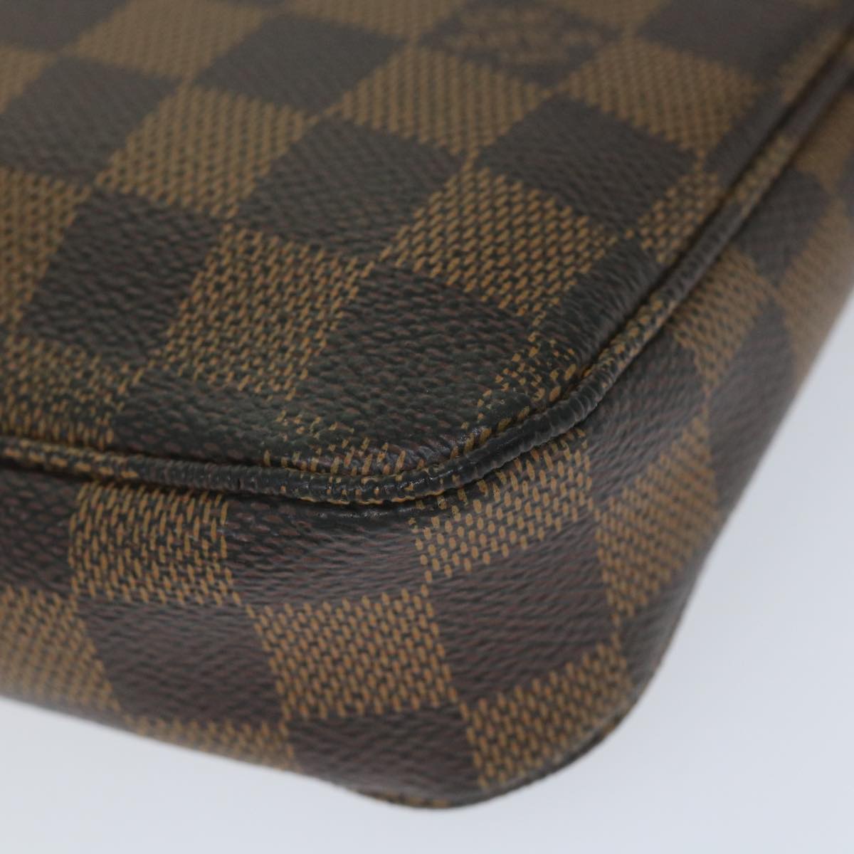 LOUIS VUITTON Pochette Accessoire Clutch Bag