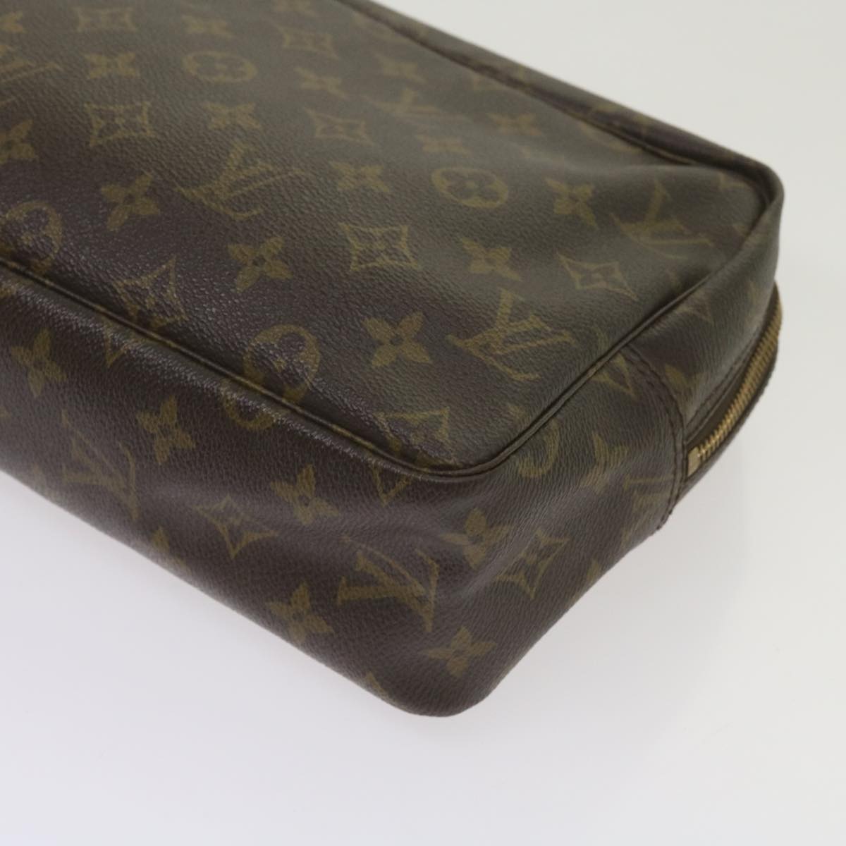 LOUIS VUITTON Trousse de Toilette Clutch Bag