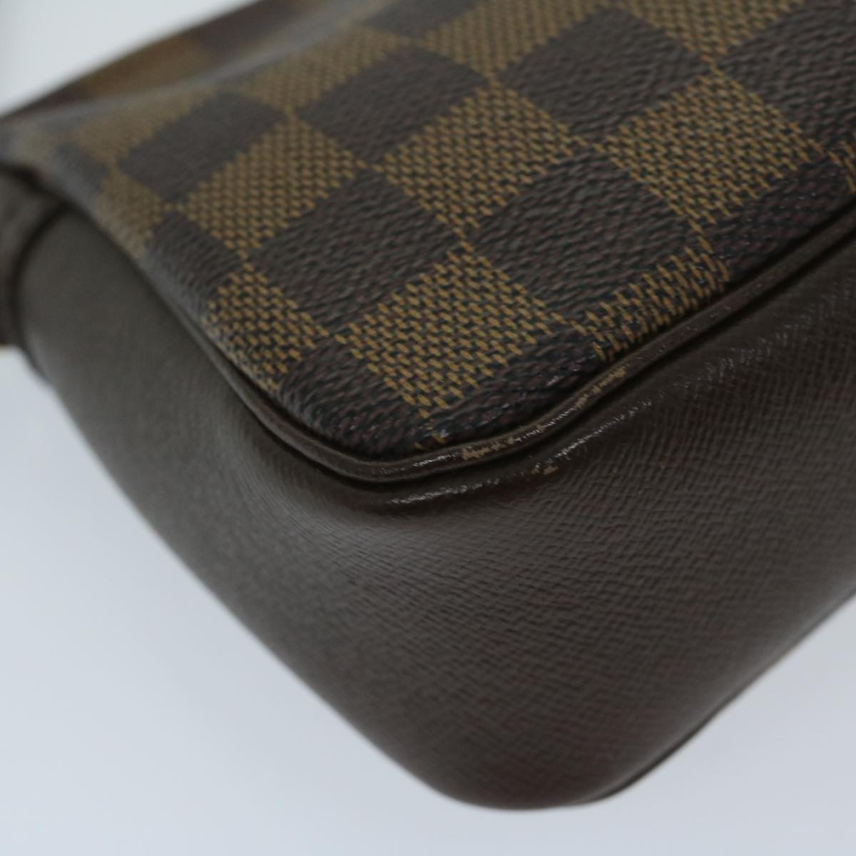 LOUIS VUITTON Trousse makeup Clutch Bag