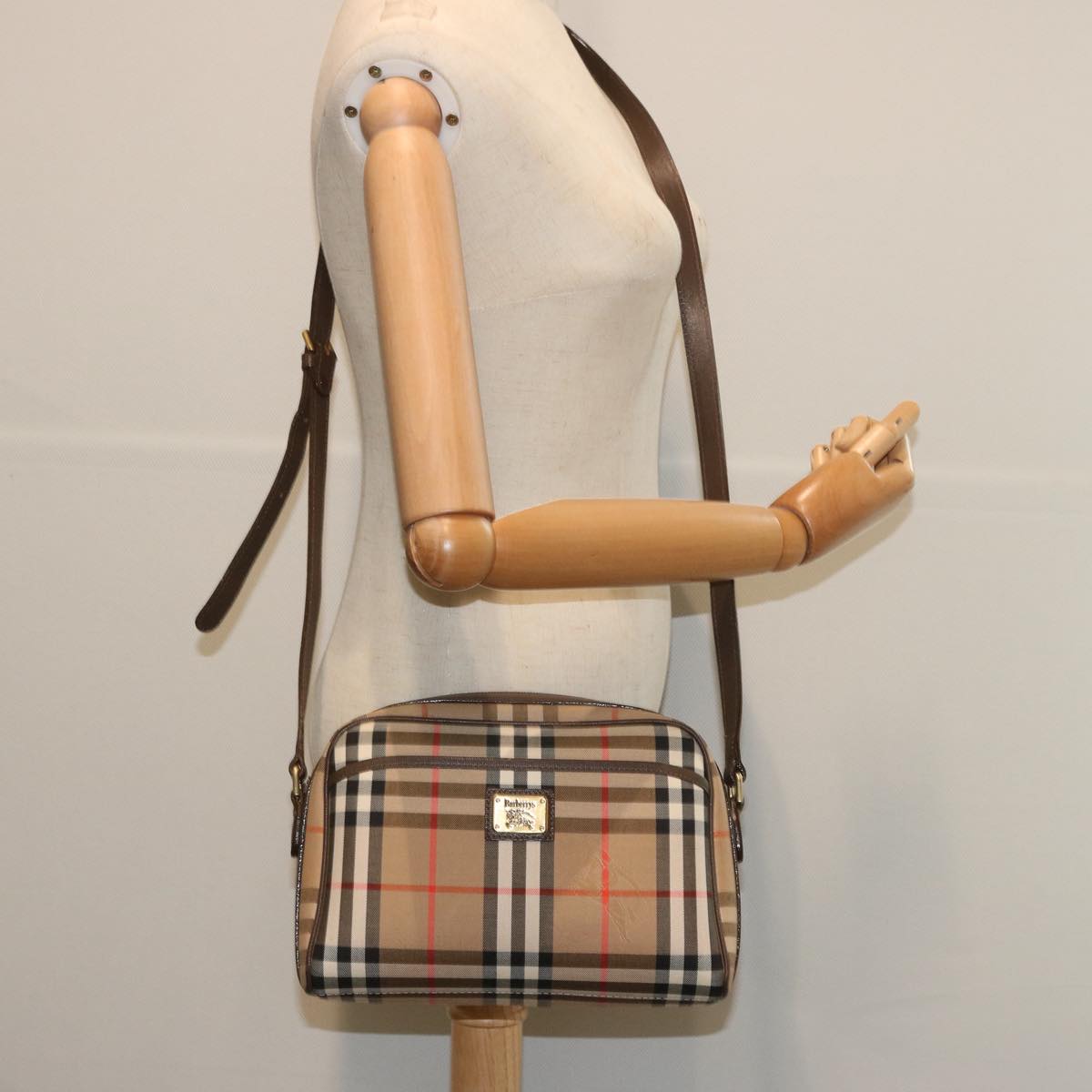 BURBERRY Nova Check Shoulder Bag