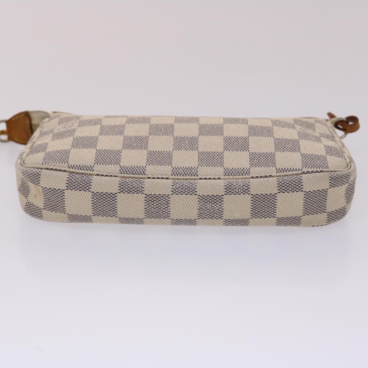 LOUIS VUITTON Pochette accessoires Clutch Bag