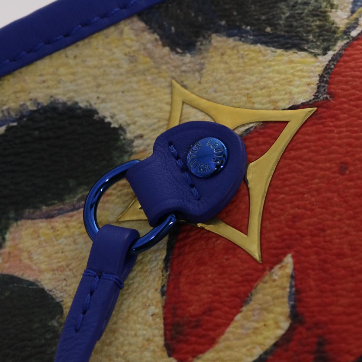 LOUIS VUITTON Neverfull Tote