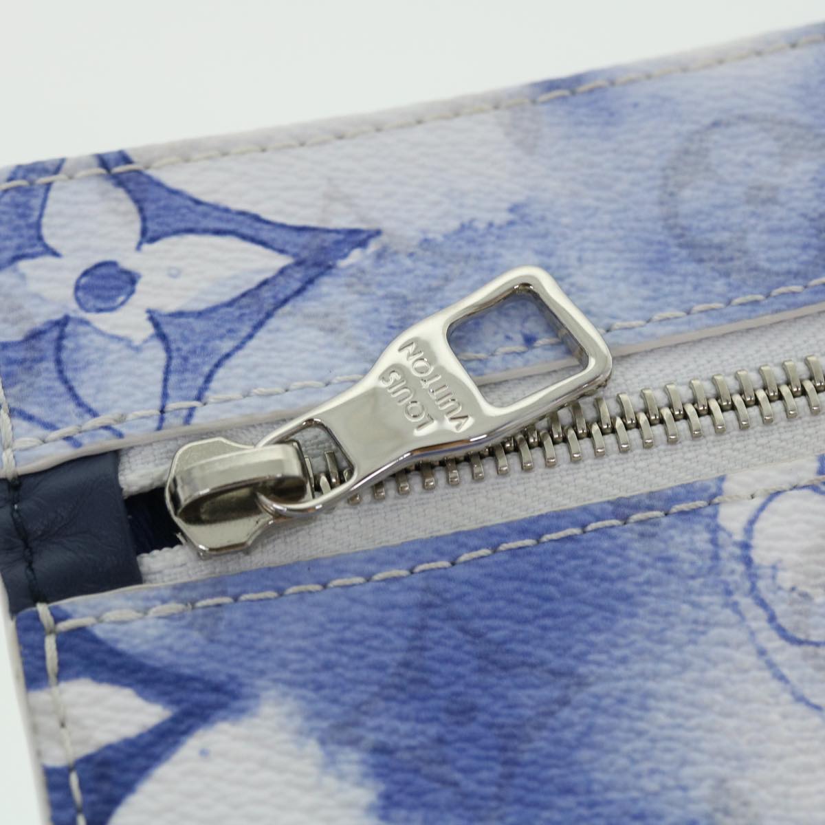 LOUIS VUITTON Weekend PM Tote