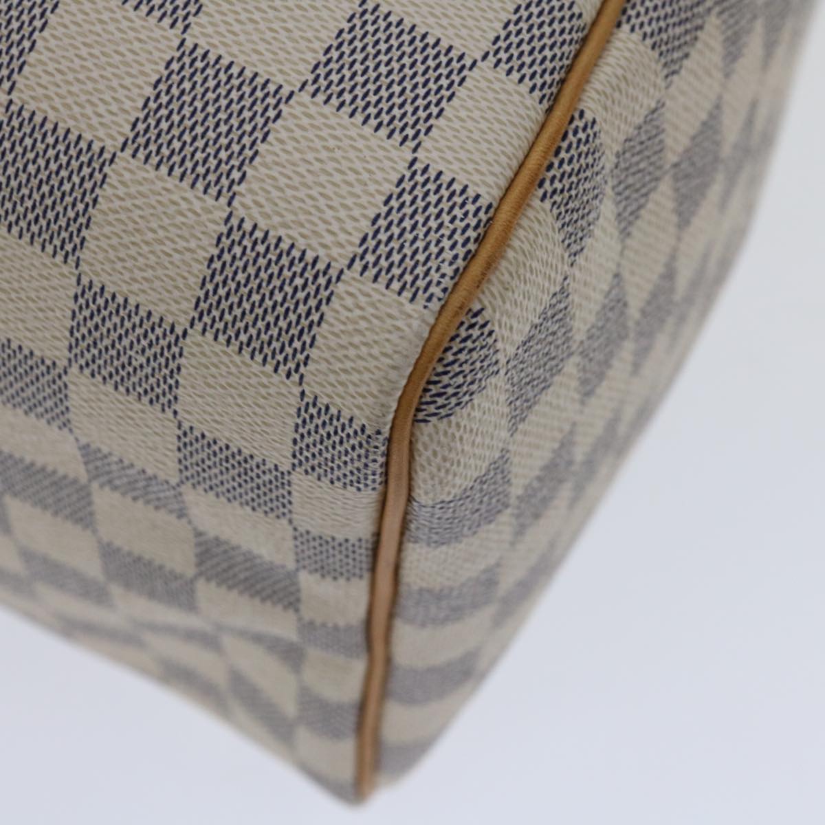 LOUIS VUITTON Speedy 30 Handbag