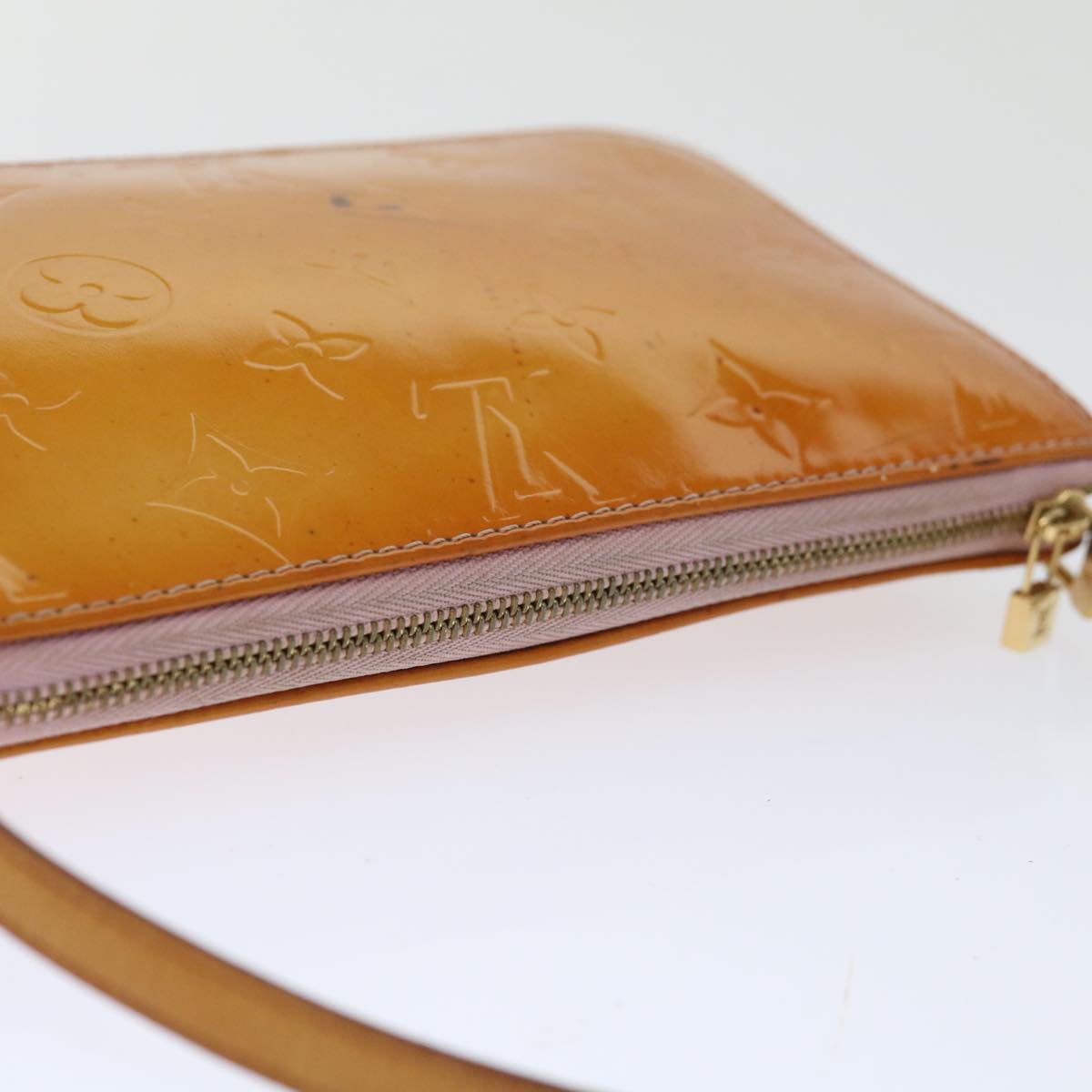 LOUIS VUITTON Pochette Handbag