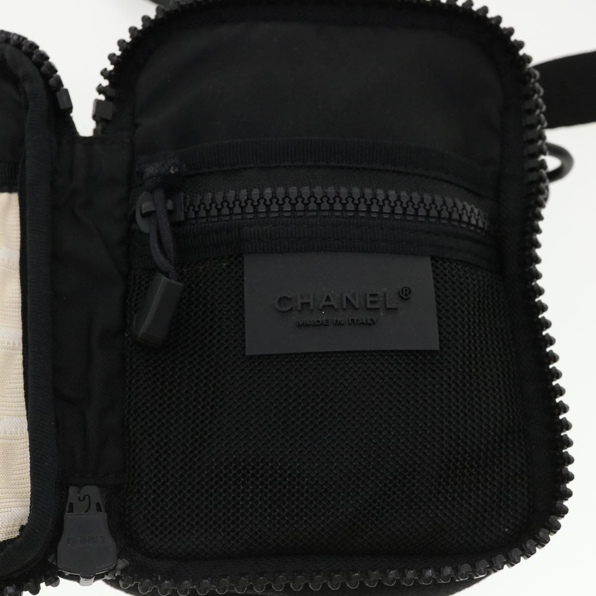 CHANEL Shoulder Bag