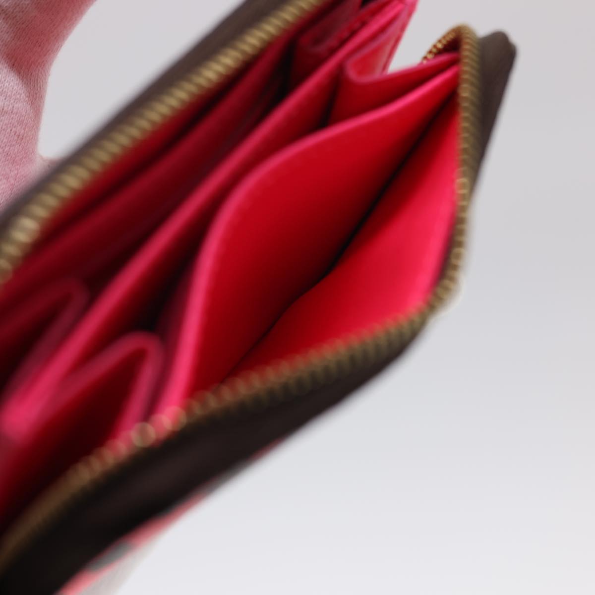 LOUIS VUITTON Porte monnaie Zippy Wallet
