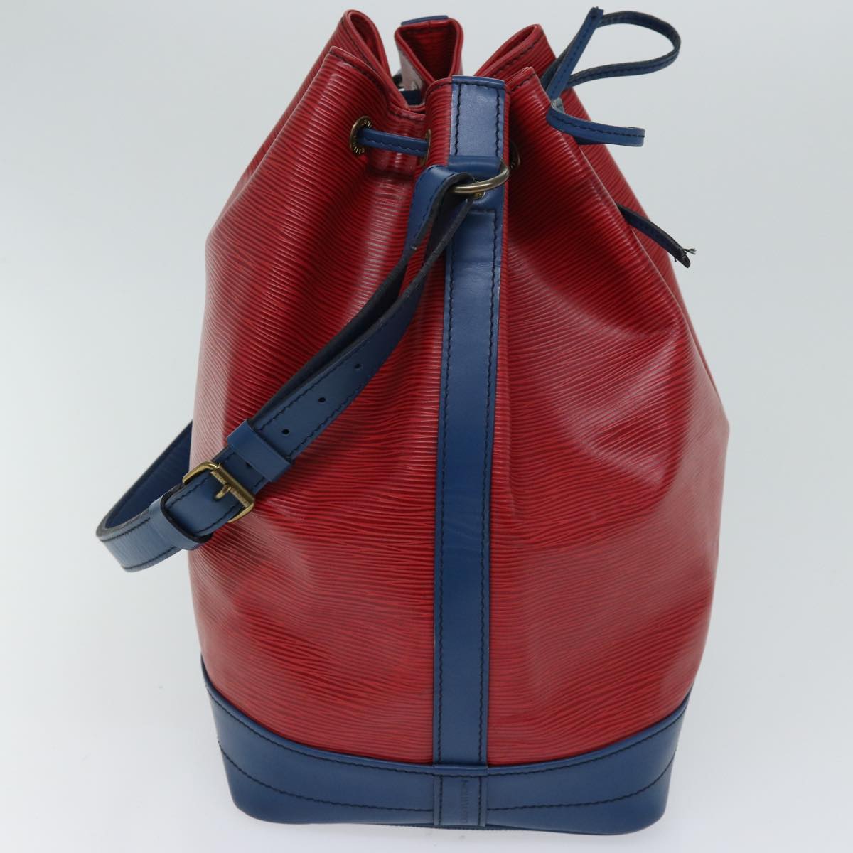 LOUIS VUITTON Noe Shoulder Bag
