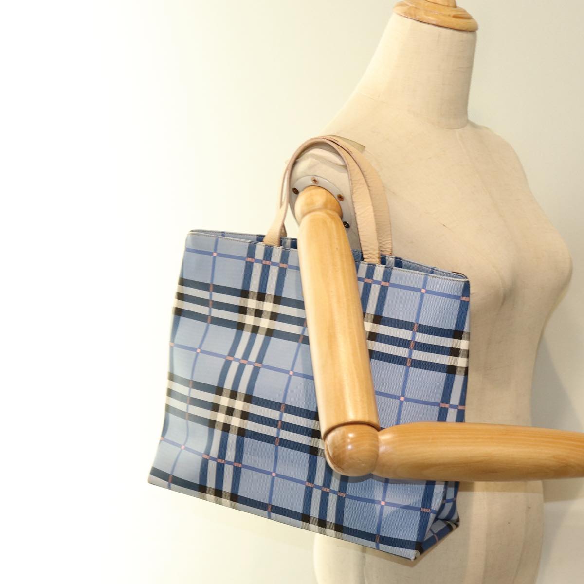 BURBERRY Nova Check Tote