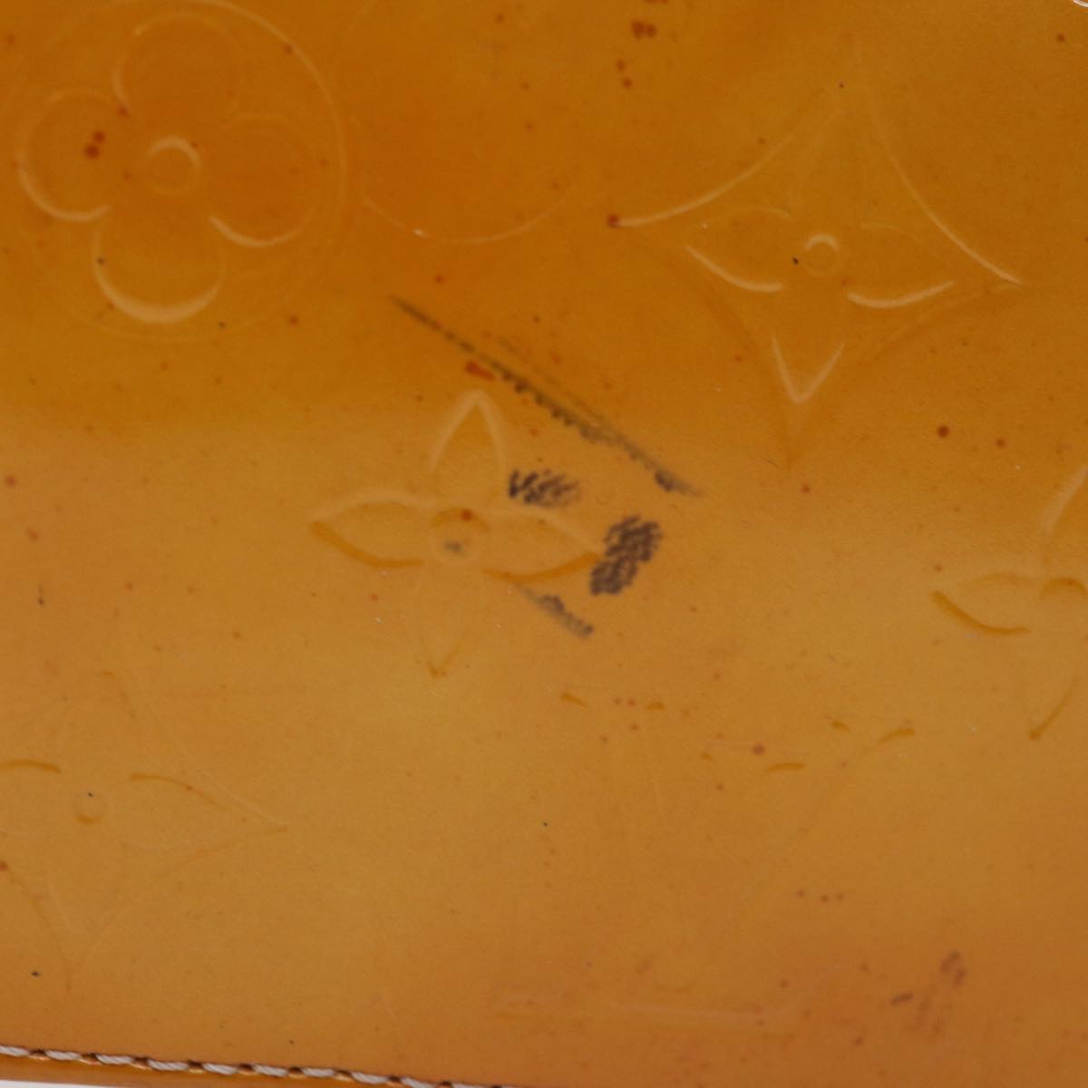 LOUIS VUITTON Pochette Handbag