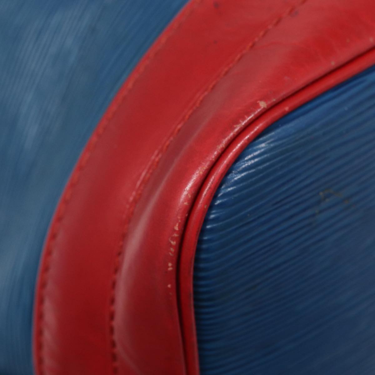 LOUIS VUITTON Noe Shoulder Bag