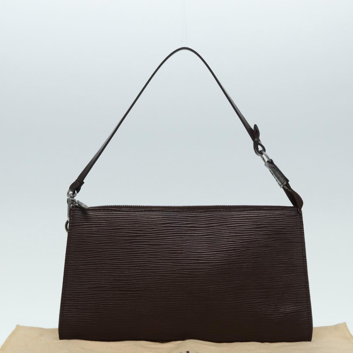 LOUIS VUITTON Pochette Accessoire Clutch Bag