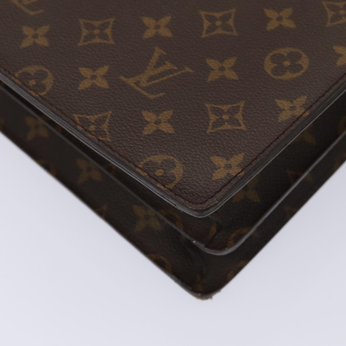 LOUIS VUITTON Serviette Conseiller Briefcases & Attaches