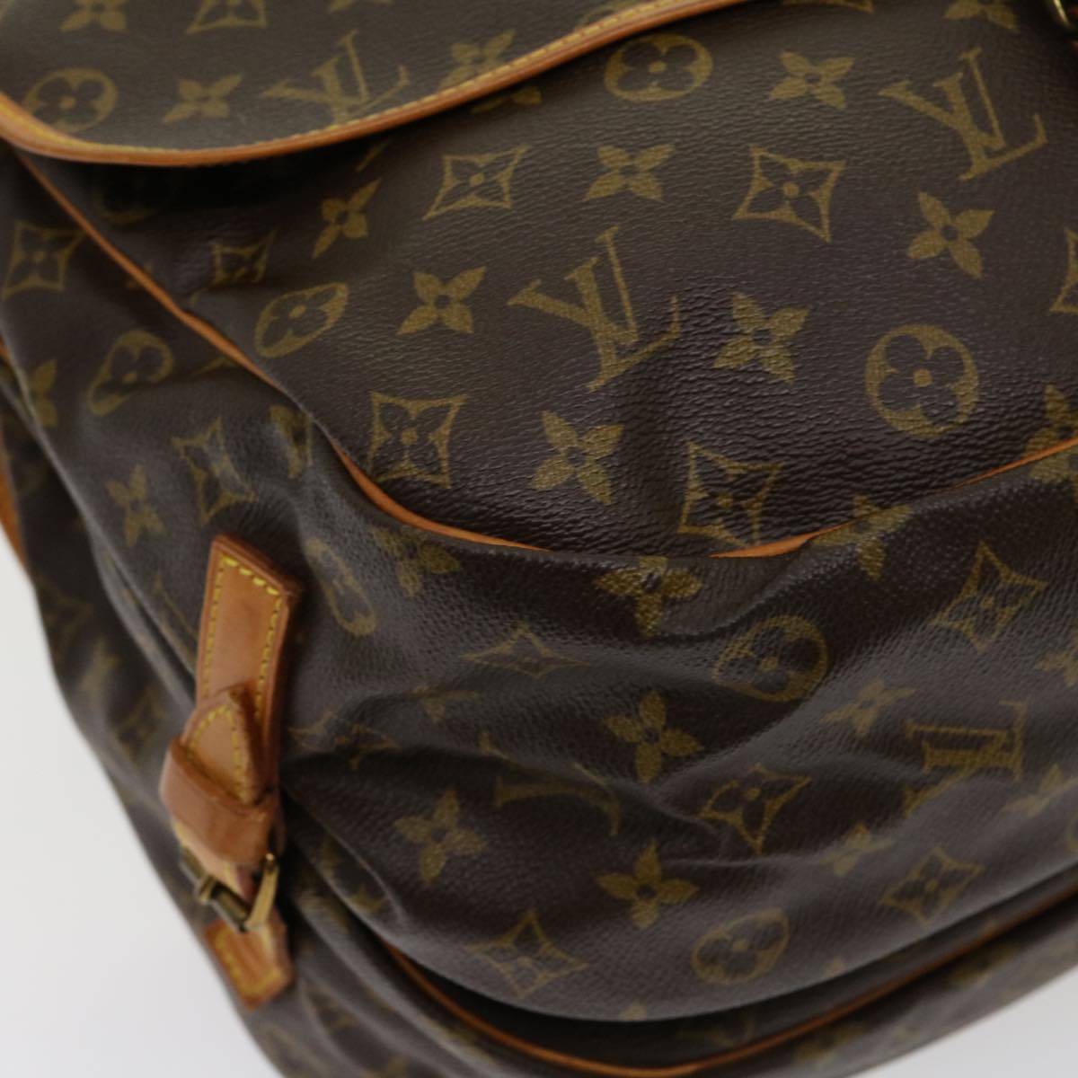 Louis Vuitton Saumur 35 Shoulder Bag