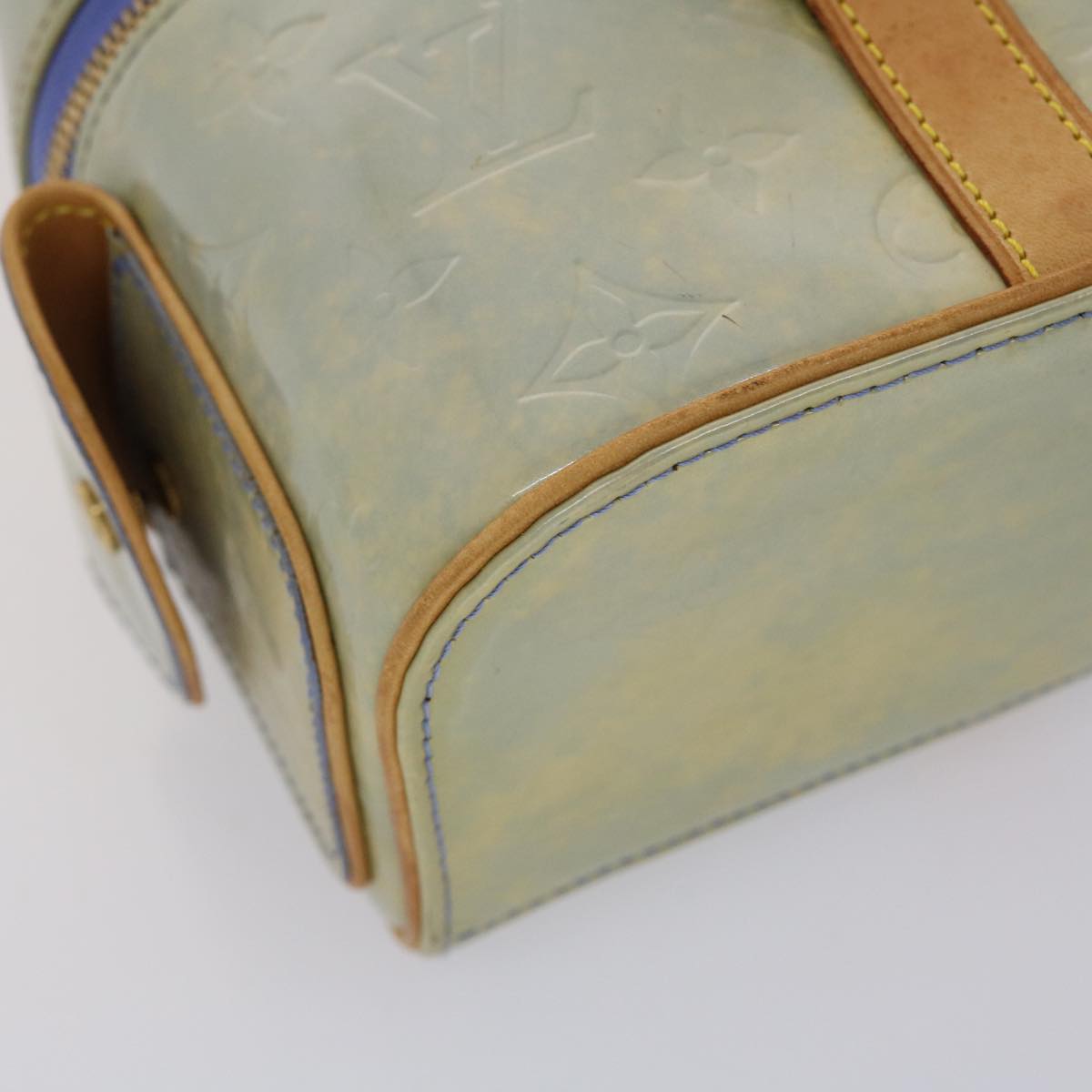 LOUIS VUITTON Sullivan Handbag