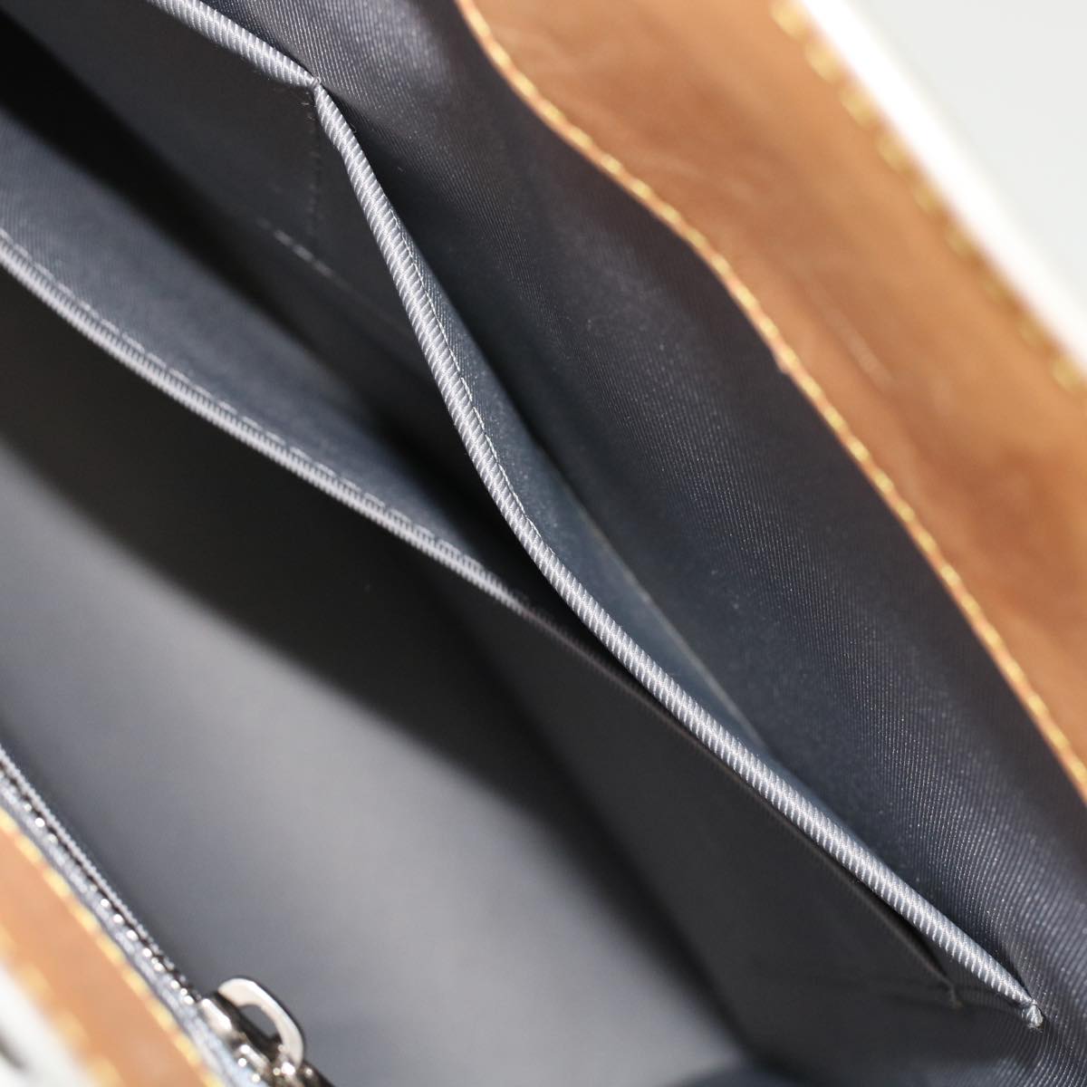 LOUIS VUITTON Sac plat Handbag