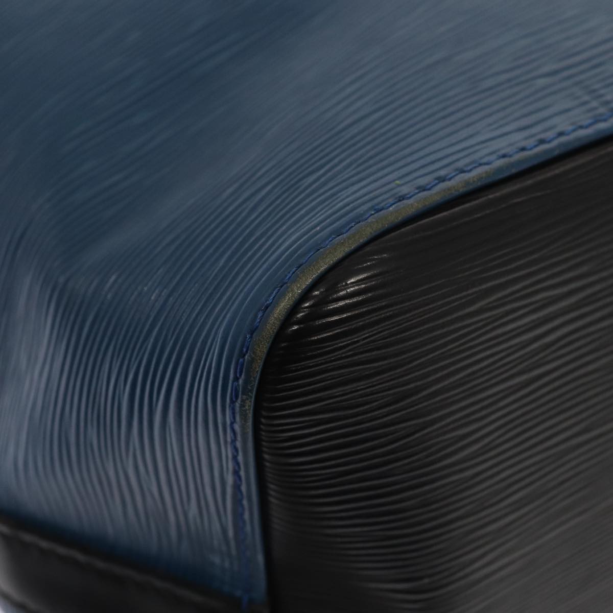 LOUIS VUITTON Noe Shoulder Bag
